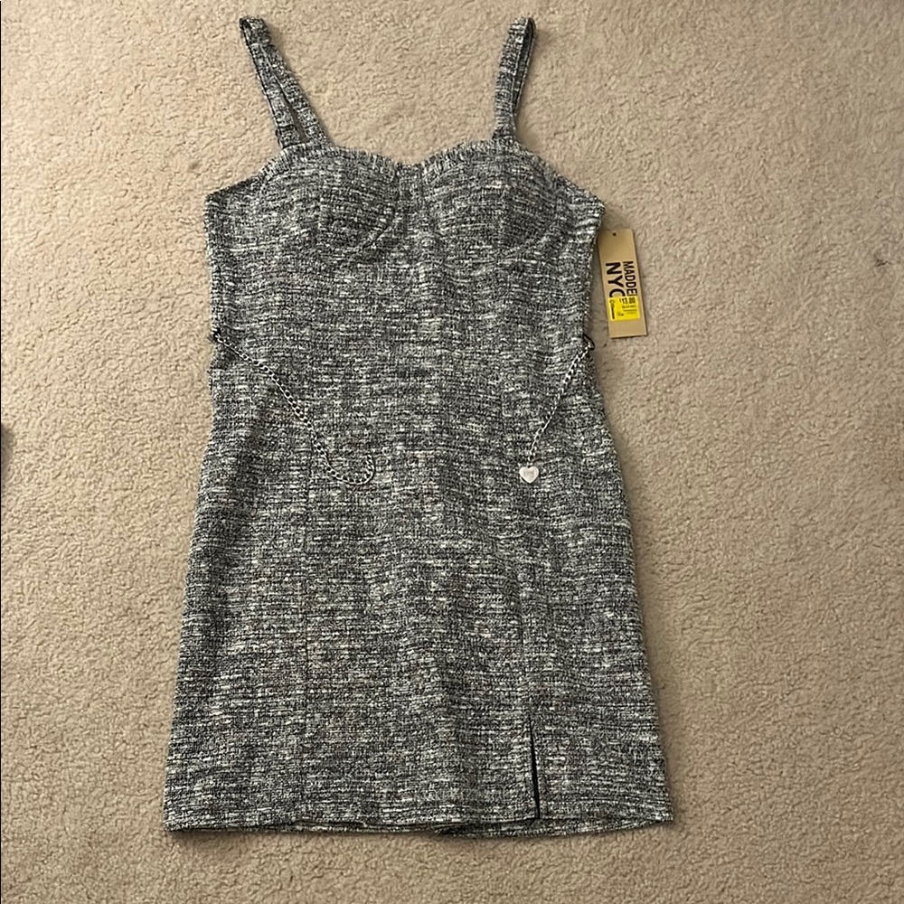 Madden Girl Black and White Sleeveless Sheath Dress